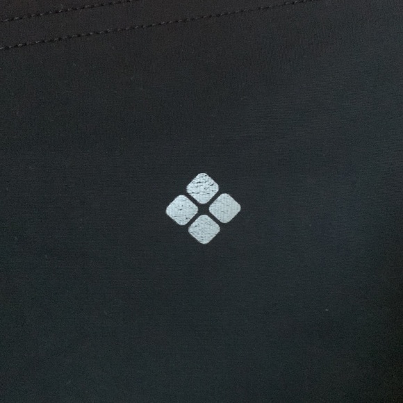 Bike shorts with inner drawstring - Picture 2 of 5